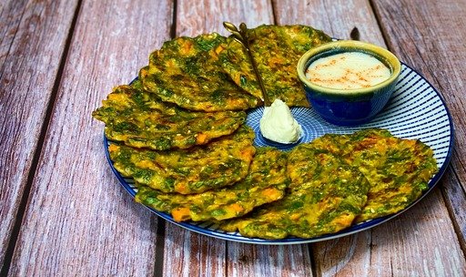 Palak Bajra Chila