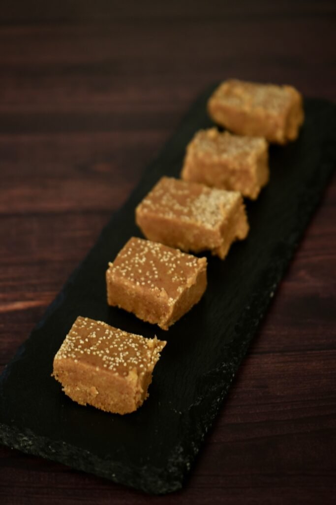Sukhdi (Gur Papdi) - Meghna Food Magic