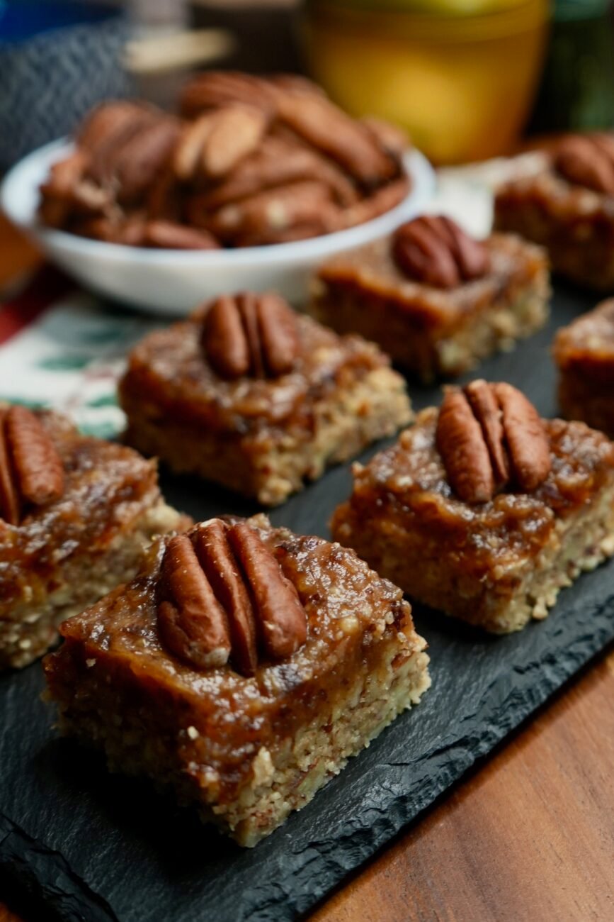 Pecan Nuts & Dates Bar