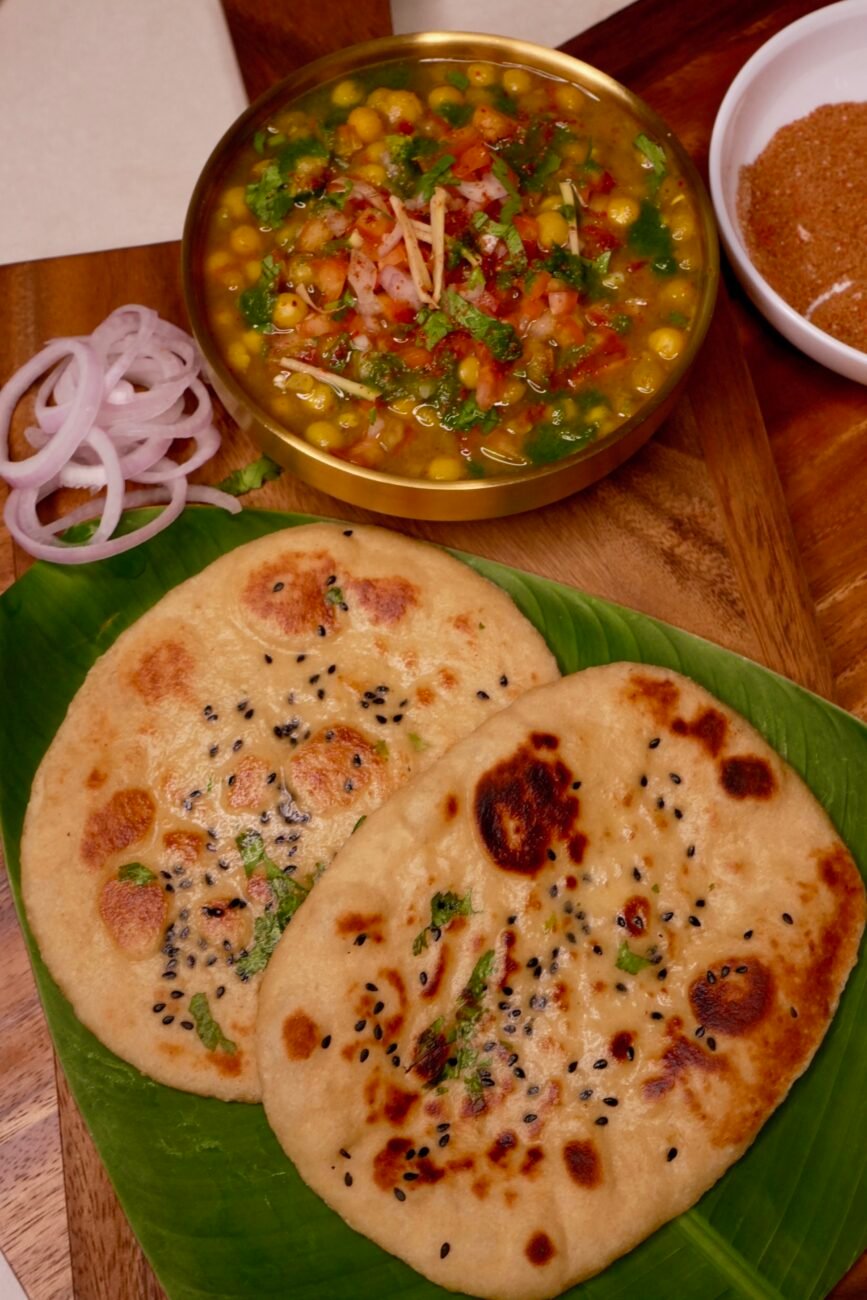 Delhi Style Matar Kulcha