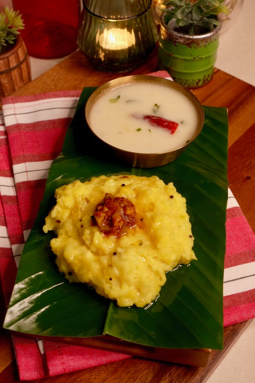 Gujarati Khichdi Kadhi