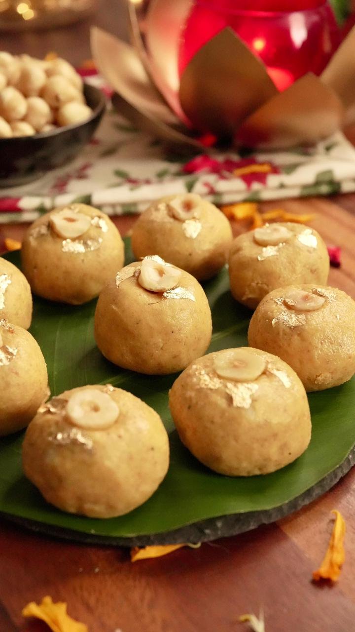 HAZELNUT BESAN LADDOO