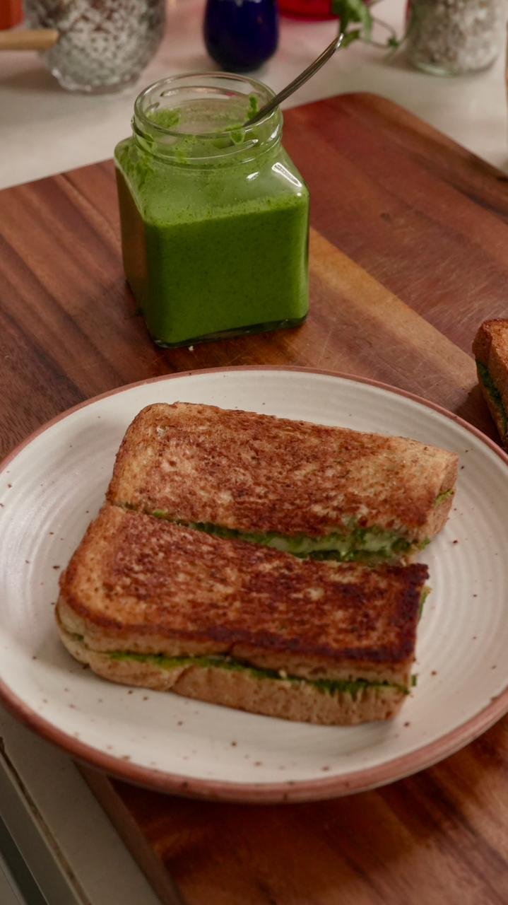 Coriander Mint Chutney and Cheese Chutney Toast Sandwich