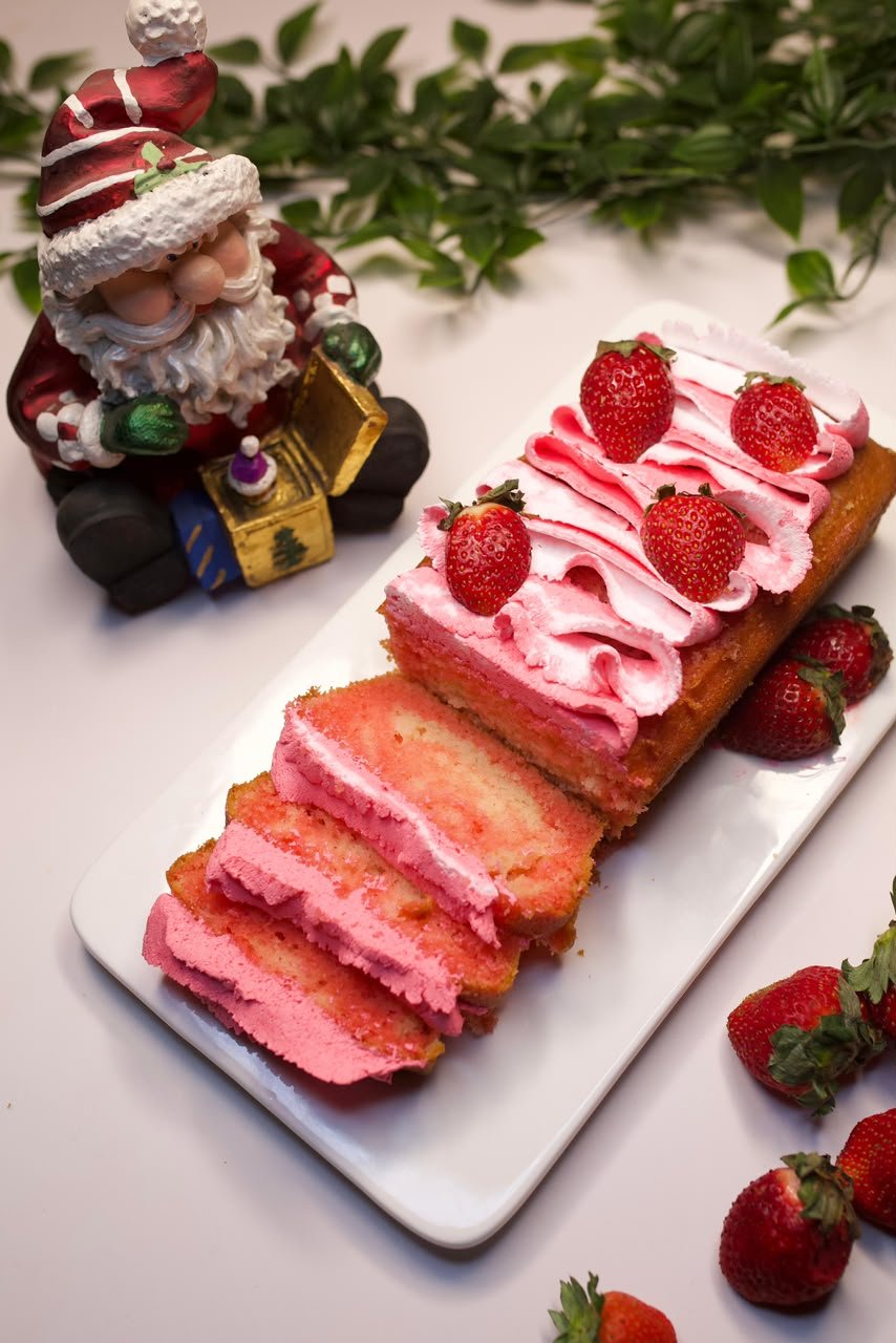 Eggless Strawberry Marble Cake